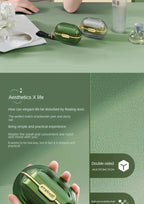 Mini Portable Lint Applicator Roller Can Be Torn To Replace Paper on The Body Stained Clothes Hair Removal Device